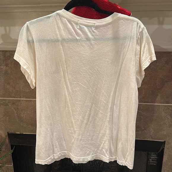 wild fox tee, telepathically orders pizza - Picture 3 of 3